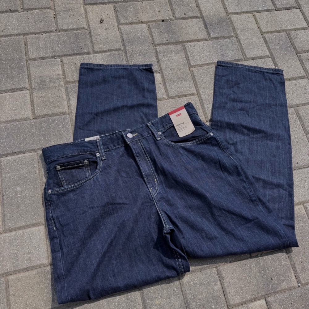 Levis Low Pro Jeans women 32x30 Dark Wash Blue Straight Leg Relaxed Fit NWT